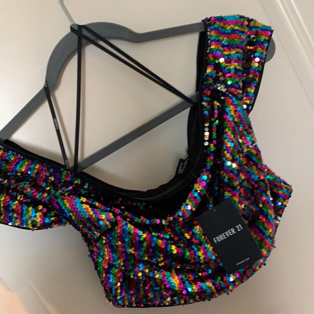 Multicolor sequin crop top FOREVER 21 (NWT)